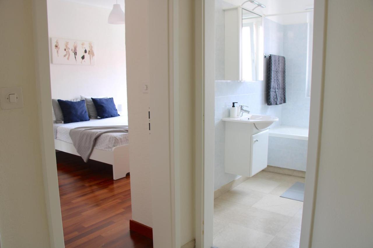 Cozy Apartment With Free Parking & Close To Lake Lugano Esterno foto