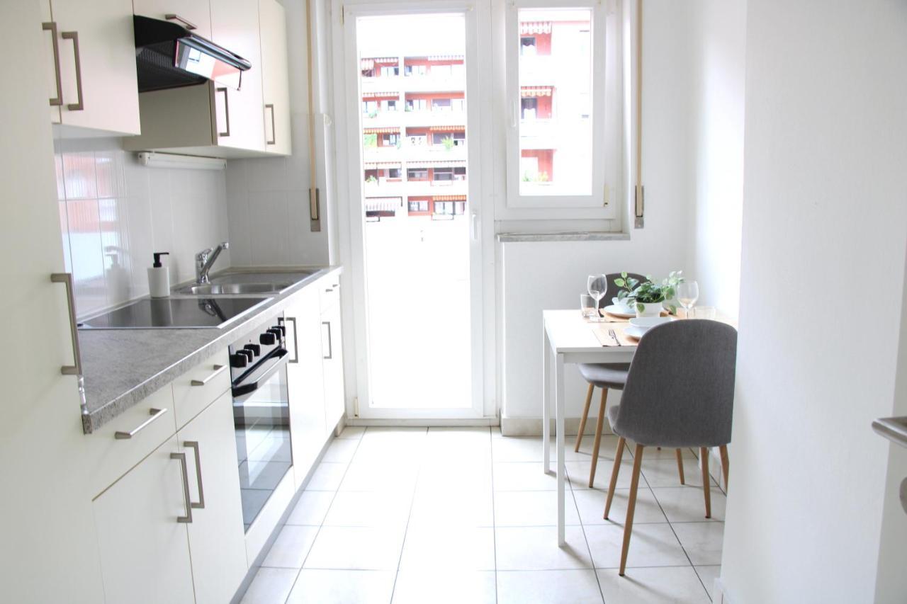 Cozy Apartment With Free Parking & Close To Lake Lugano Esterno foto
